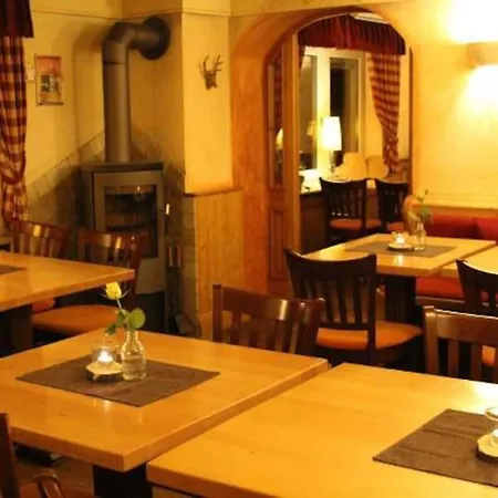 Erdgeschoss Bis 10 Personen Zentrum ווינטרברג