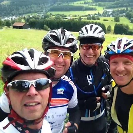 Erdgeschoss Bis 10 Personen Zentrum